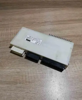 BMW 5 E39 Central body control module 8376641