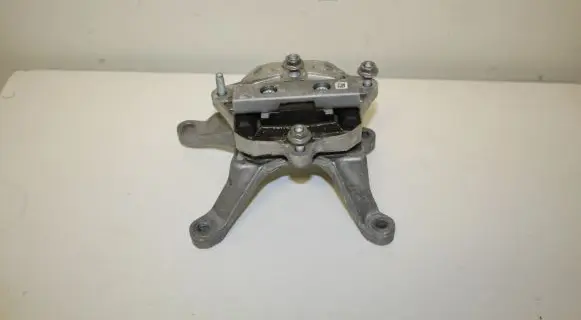 Audi A6 S6 C8 4K Gearbox mount 8W0399156 8W0399118Q