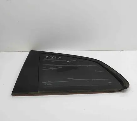 BMW X3 E83 Rear side window 3413917