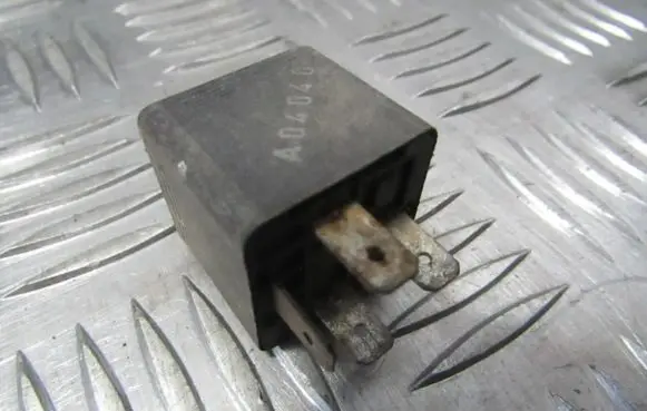 Opel Kadett E Other relay 03440489