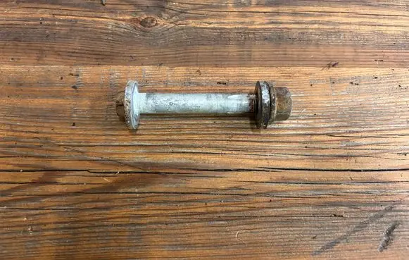 BMW 5 E39 Rear suspension camber bolt 