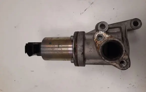 Hyundai i30 EGR valve 284102A300