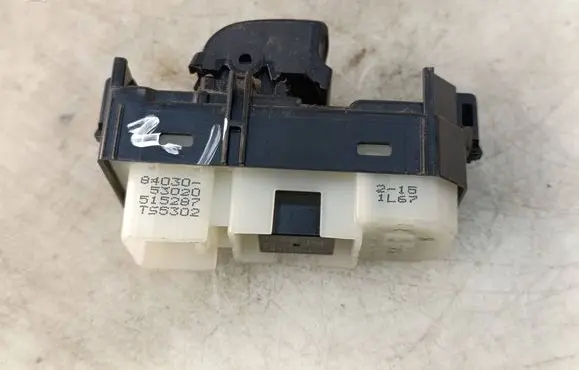 Lexus IS 220D-250-350 Electric window control switch 8403053020 515287