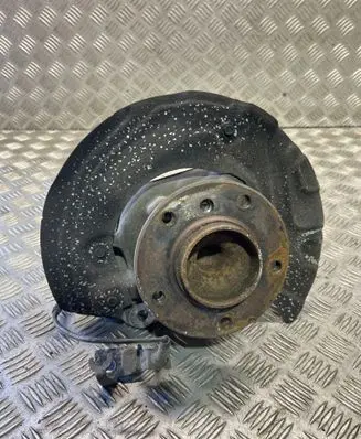 BMW 3 E92 E93 Front wheel hub spindle knuckle 6773210