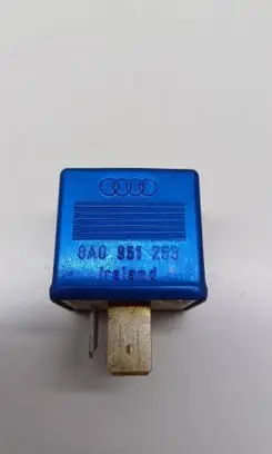 Volkswagen PASSAT B5 Other relay 8A0951253 202