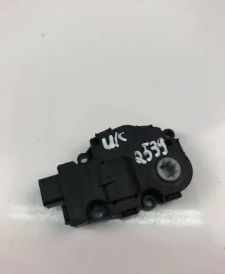 BMW 1 F20 F21 Intake manifold valve actuator/motor EFB431