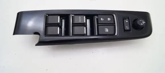 Isuzu D-Max Quarter vent window switch 