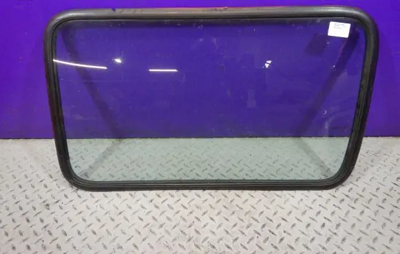 Ford Transit Rear side window