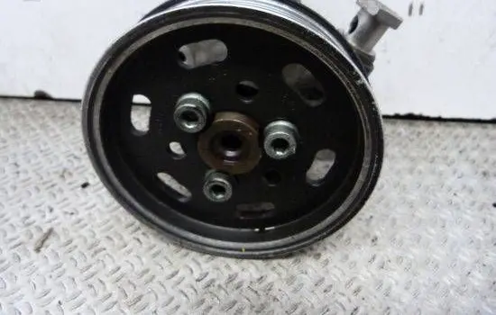 Volkswagen Golf IV Power steering pump 1J0422154A