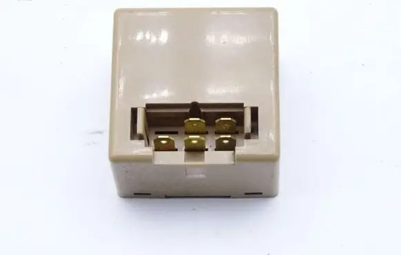 Mitsubishi Pajero Other relay MN369969