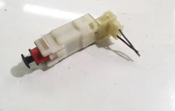 Opel Zafira A Brake pedal sensor switch 