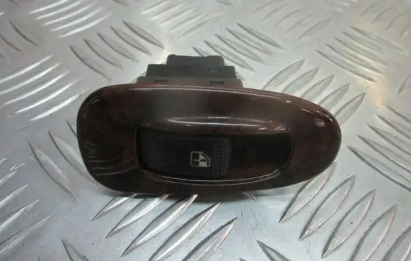 KIA Spectra Electric window control switch