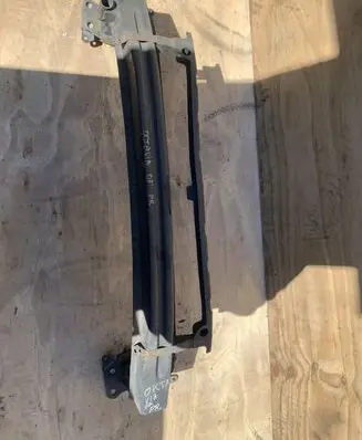 Skoda Octavia Mk2 (1Z) Front bumper cross member 1Z0807111