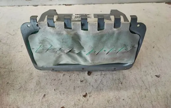 Passenger airbag