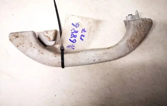 Volkswagen PASSAT B5 Rear interior roof grab handle 3b0857607a