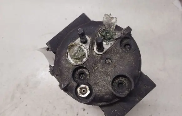 Volvo S40, V40 Air conditioning (A/C) compressor (pump)