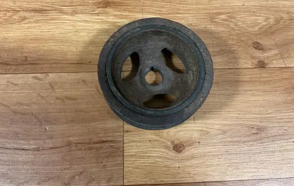 Hyundai Coupe Crankshaft pulley