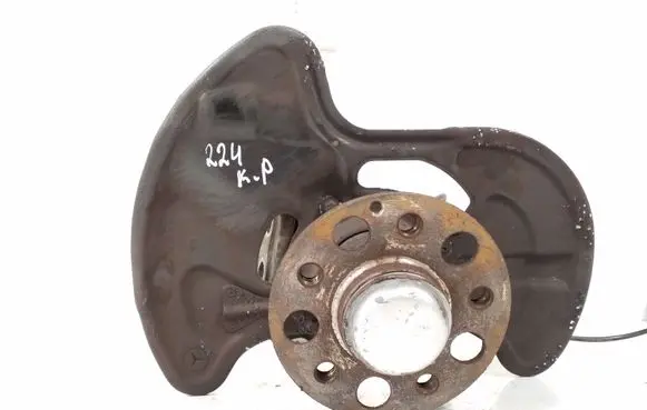 Mercedes-Benz SLK R172 Front wheel hub A2043320101
