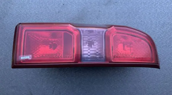 Nissan Patrol Y61 Rear/tail lights 26555VD326
