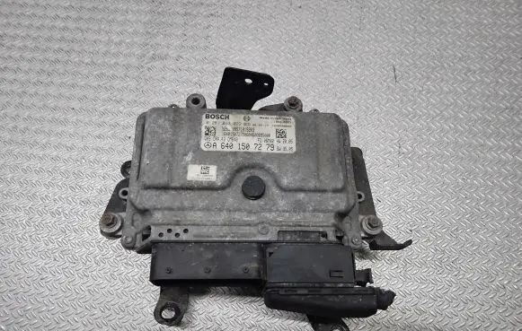 Mercedes-Benz B W245 Engine control unit/module A6401507279 0281013022