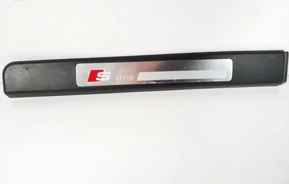 Audi A3 S3 8P Rear sill trim cover 8P4853558E
