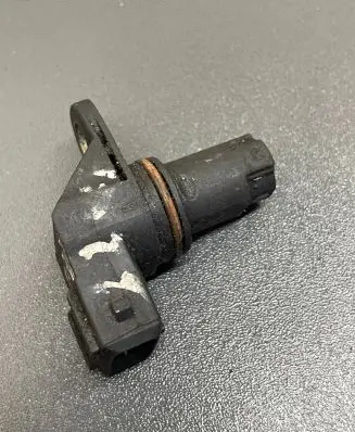 Renault Trafic II (X83) Camshaft position sensor 8200370572 PA66cf30