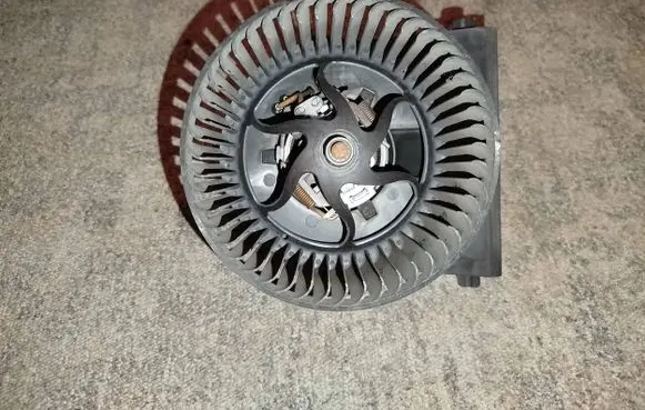 Audi TT Mk1 Heater fan/blower 1J2819021B F657878Q