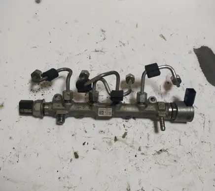 Audi A1 Fuel main line pipe 04L089 14344112