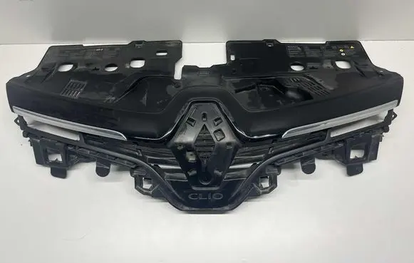 Renault Clio IV Front bumper upper radiator grill 622563184R T0000113542