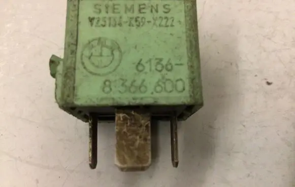 BMW 5 E39 Other relay 8366600 61368366600 V23134K59X22