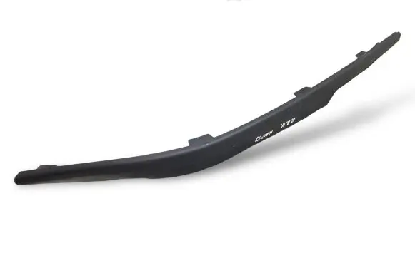 Front bumper lip