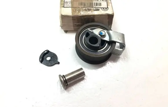 Skoda Fabia Mk1 (6Y) Timing belt tensioner 045109243C OEM