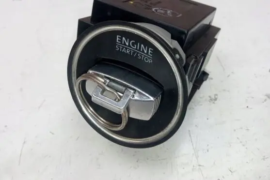 Volkswagen PASSAT B6 Ignition lock 3C0905843M