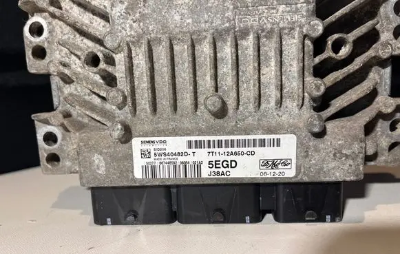 Ford Transit Engine control unit/module 7T1112A650CD 5WS40482DT