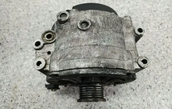 Mercedes-Benz S W220 Generator/alternator
