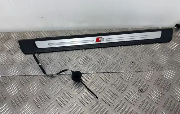 Audi Q5 SQ5 Front sill trim cover 80A947418
