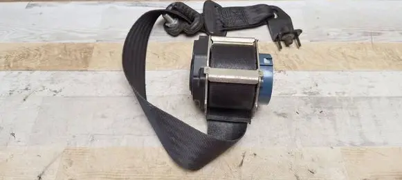 Alfa Romeo 159 Front seatbelt 1002316