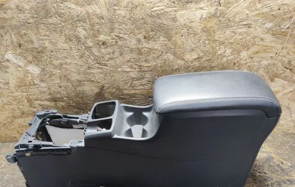 Mercedes-Benz A W176 Armrest 