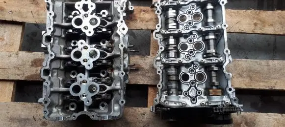 Audi A4 S4 B9 8W Engine head 06M103404AF 06M103470H
