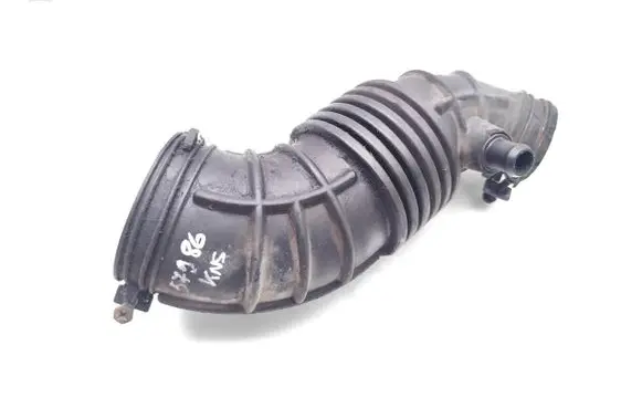KIA Sorento Air intake hose/pipe 28138-2P300
