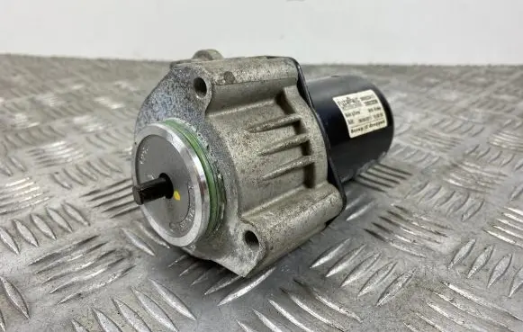 Jeep Grand Cherokee Gearbox-reducer motor M0023417