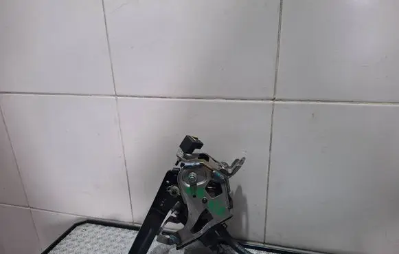 KIA Ceed Brake pedal 