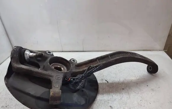 Mercedes-Benz ML W164 Front wheel hub