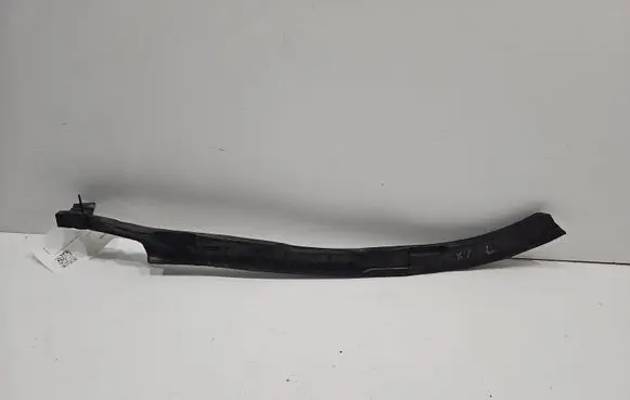 BMW X1 E84 Fender foam support/seal 7300261