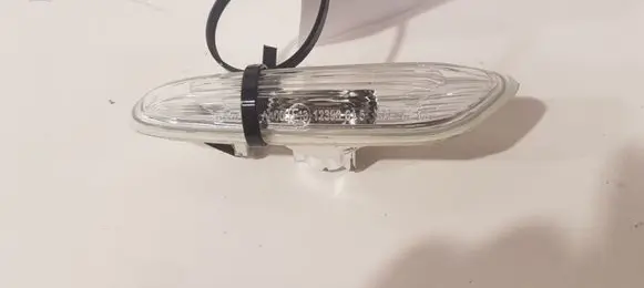 BMW 3 E90 E91 Front fender indicator light