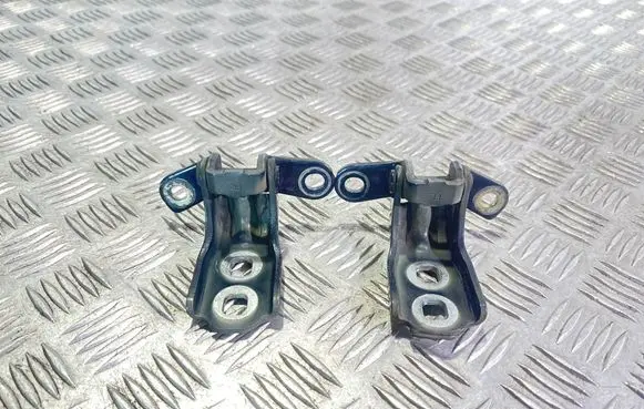 Front door hinge set