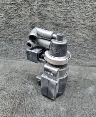 Audi A8 S8 D2 4D Turbo solenoid valve 057906630