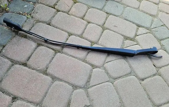 Opel Astra L Front wiper blade arm 9830981980