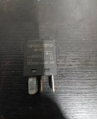 Volvo S80 Other relay 8651661 022371A A4001X65
