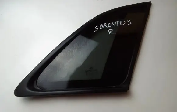 KIA Sorento Rear side window 878202P100
